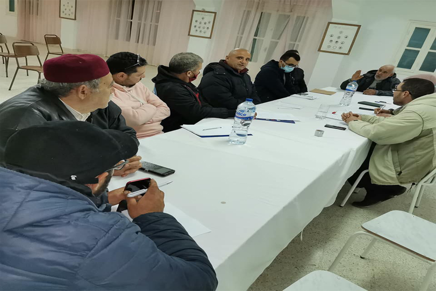 حول إحداث شبكة تعاون بين مختلف الأطراف لدعم المجال الثّقافي والرّياضي والتّنموي بالصمعة