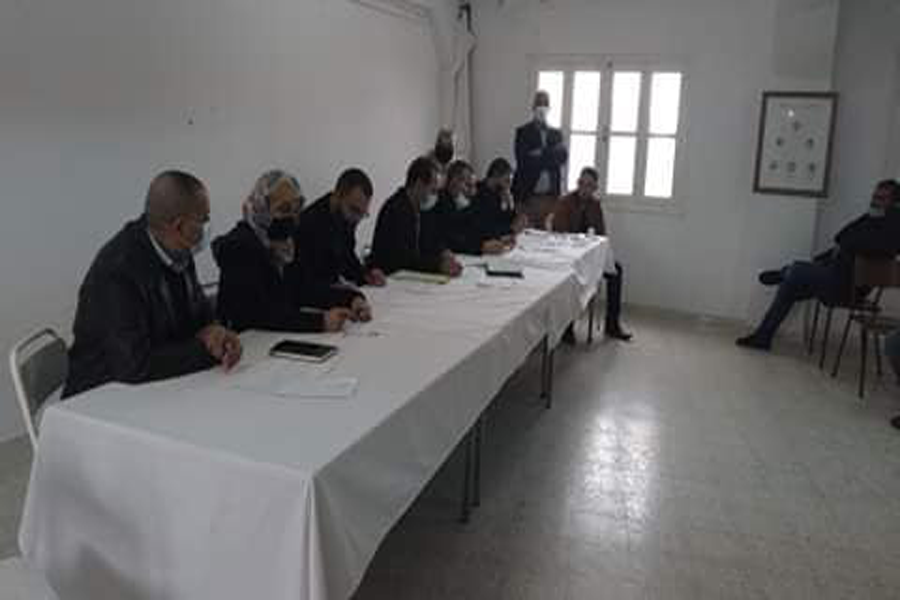 إجراء بتّة عموميّة بالمزاد العلني ببلدية الصمعة لبيع منقولات و أثاث زال الانتفاع بها